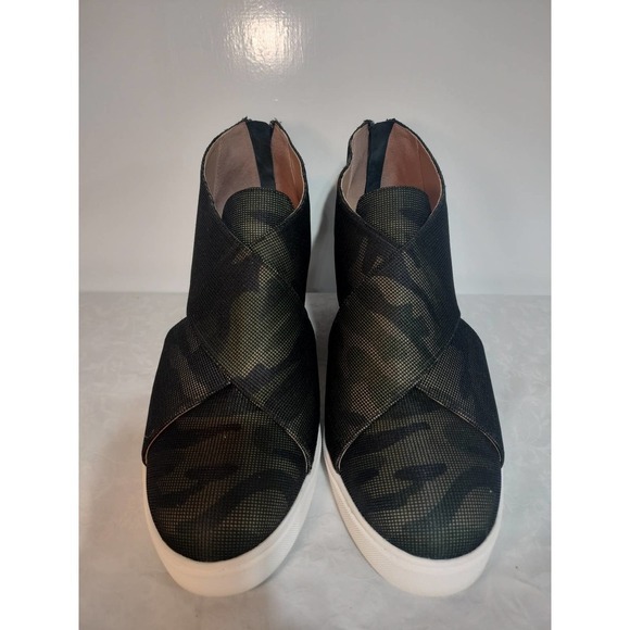 L. Paolo camouflage wedge ankle booties women 10M Green and Black - Picture 5 of 11